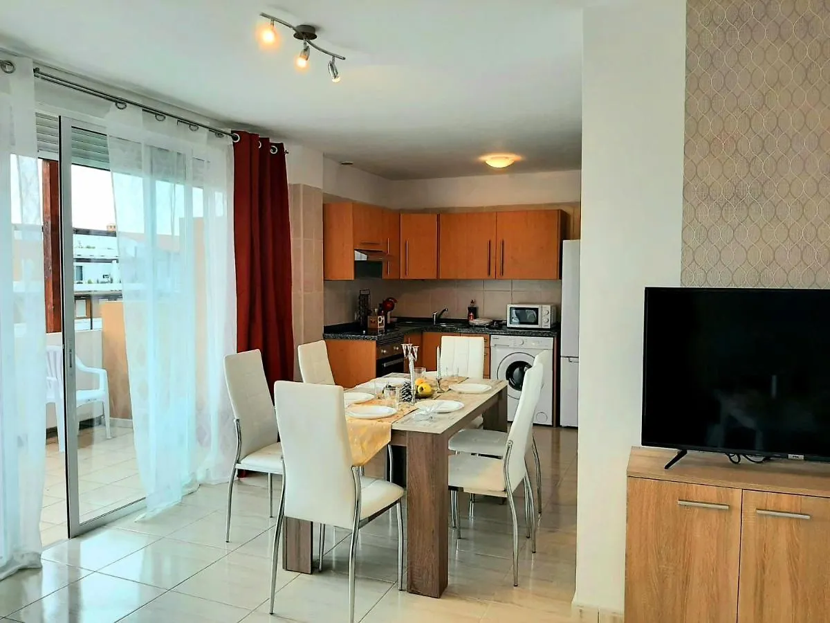 Comfortable 2-Bedrooms Rental Unit With Pool San Miguel de Abona